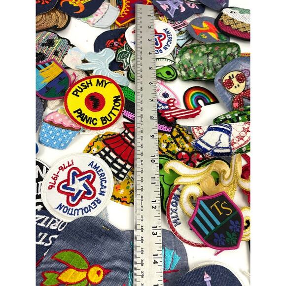 150 PC Assorted Sewing Applique Patches Iron on Sew On NEW Mixed Sequin Crafting - Picture 15 of 16